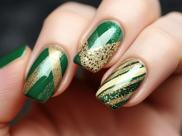 green and gold designs st. patrick's day nails