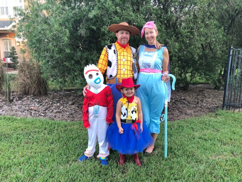 family halloween costume, toy story, family of four, woody, bo peep, forky and jessie