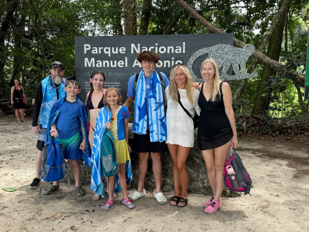 family costa rica picture