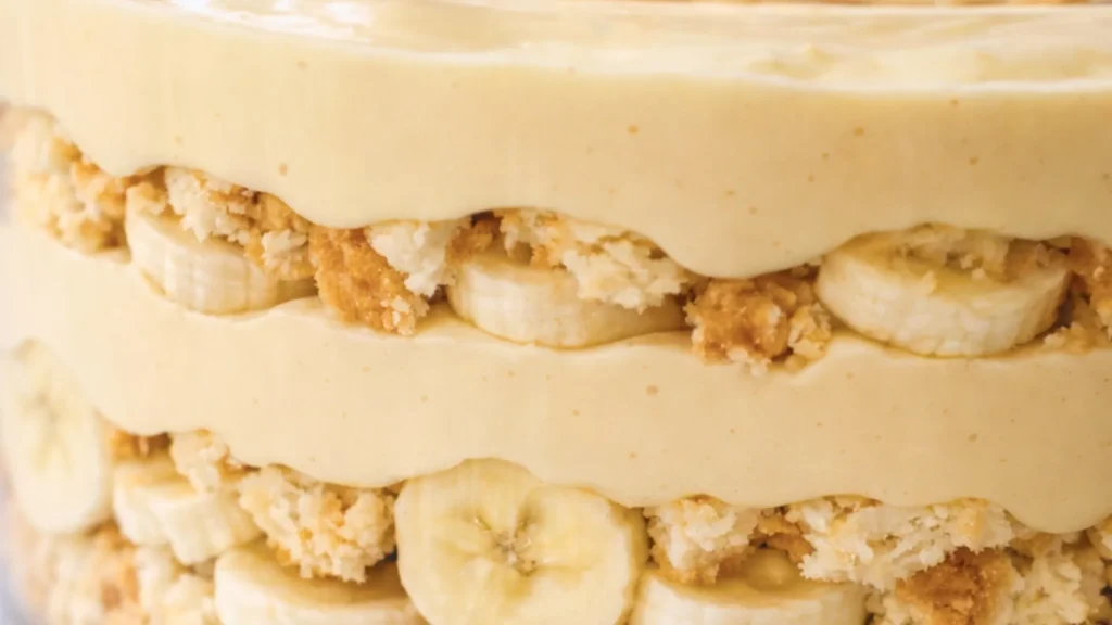 pizzelle banana pudding, close-up